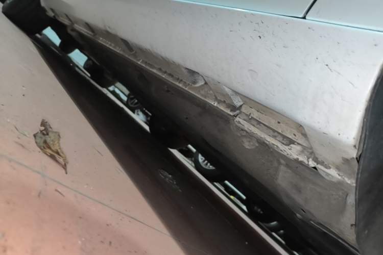 Used Volkswagen FAW-Volkswagen CC 2016 2.0 TSI Luxury Model Right Side Sill