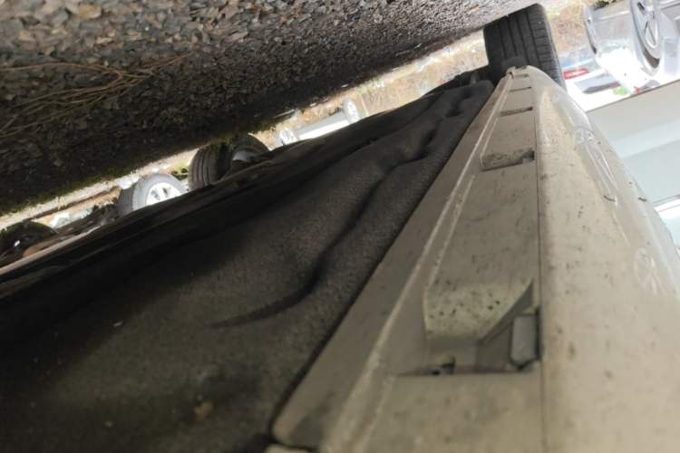 Used Volkswagen FAW-Volkswagen CC 2016 1.8TSI Luxury Model Right Side Sill