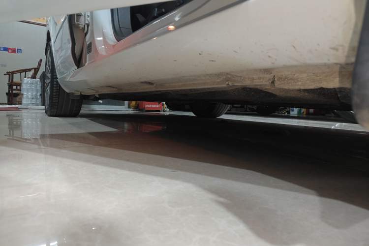 Used Volkswagen FAW-Volkswagen CC 2016 1.8TSI Luxury Model Right Side Sill