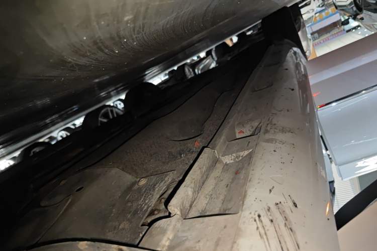 Used Volkswagen FAW-Volkswagen CC 2016 1.8TSI Luxury Model Right Side Sill