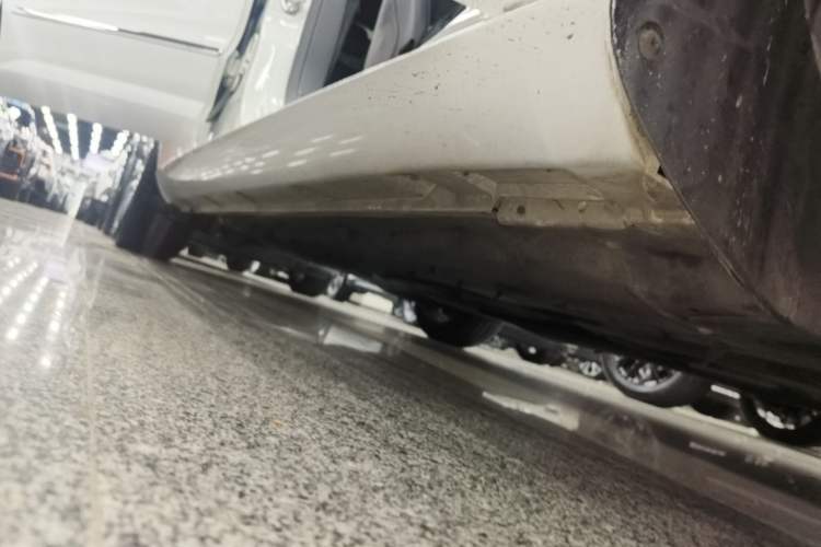 Used Volkswagen FAW-Volkswagen CC 2016 1.8TSI Luxury Model Right Side Sill