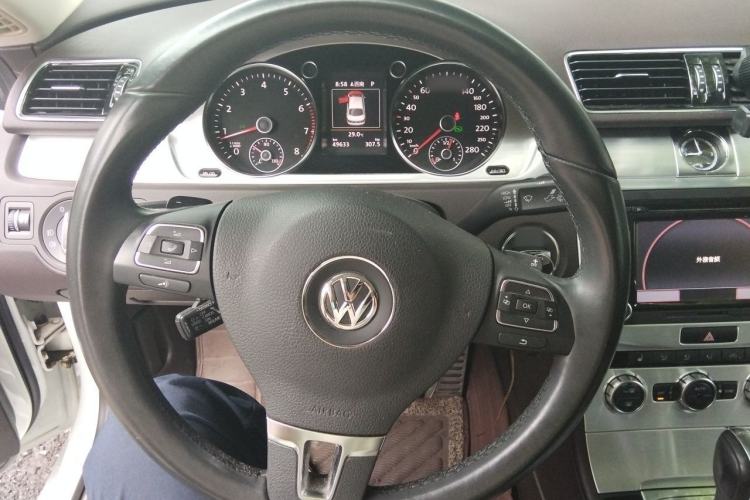 Used Volkswagen FAW-Volkswagen CC 2016 2.0 TSI Ultimate Edition Steering Wheel