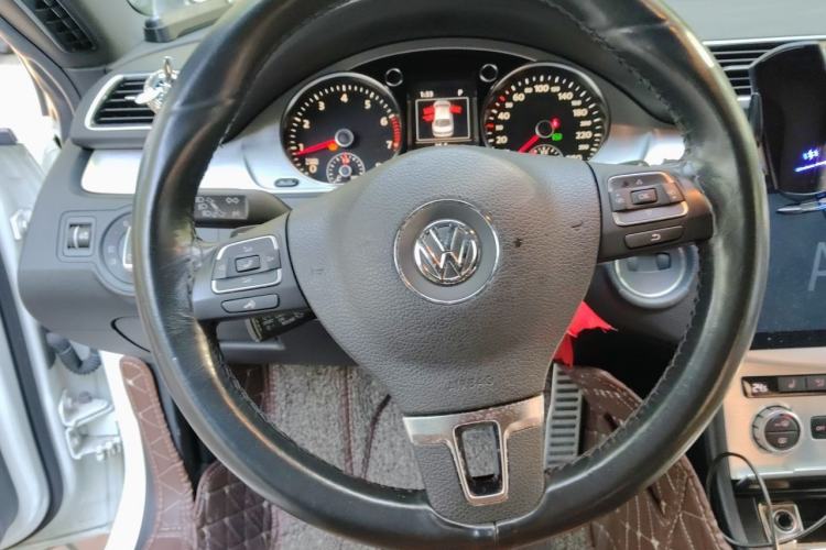 Used Volkswagen FAW-Volkswagen CC 2016 2.0 TSI Ultimate Edition Steering Wheel