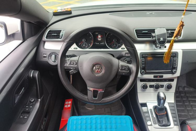 Used Volkswagen FAW-Volkswagen CC 2016 1.8TSI Luxury Model Steering Wheel