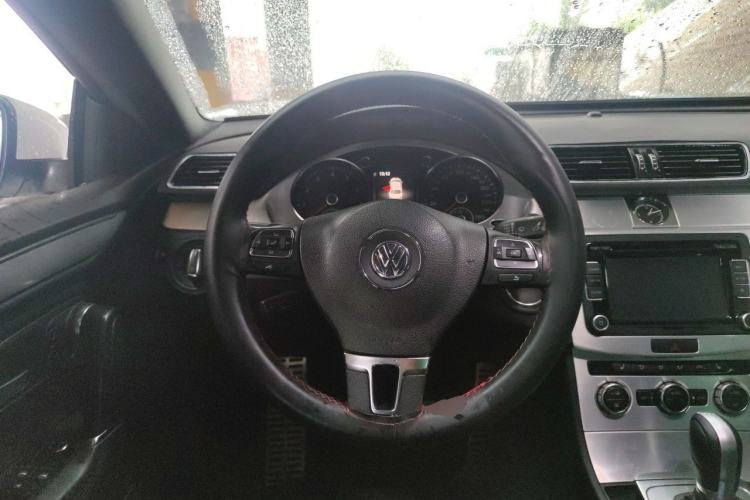 Used Volkswagen FAW-Volkswagen CC 2016 2.0 TSI Luxury Model Steering Wheel