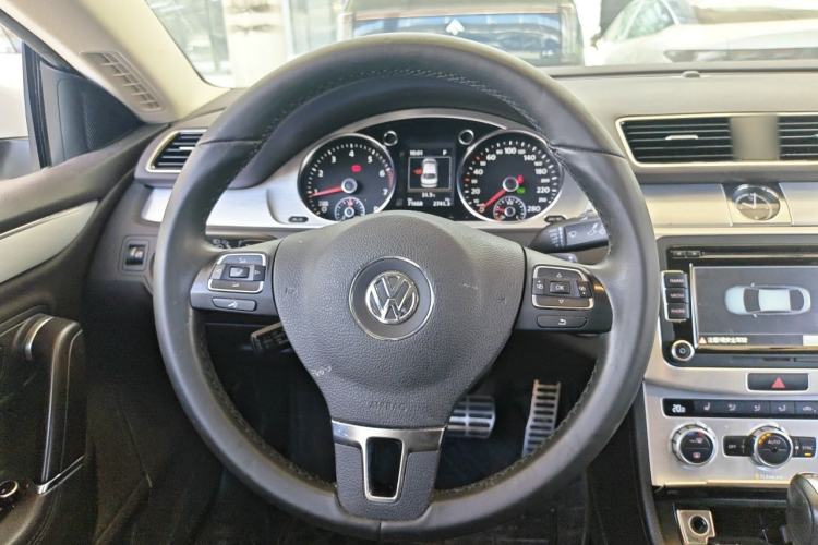 Used Volkswagen FAW-Volkswagen CC 2016 1.8TSI Luxury Model Steering Wheel