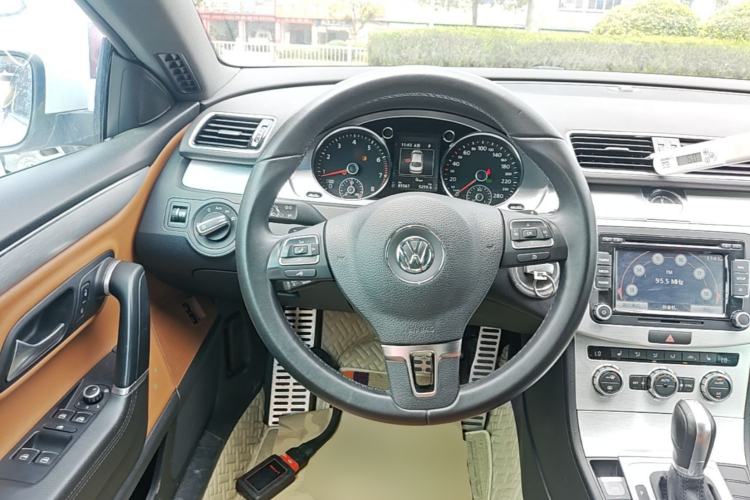 Used Volkswagen FAW-Volkswagen CC 2016 2.0 TSI Luxury Model Steering Wheel