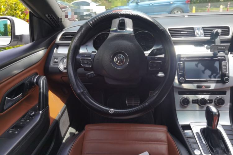 Used Volkswagen FAW-Volkswagen CC 2016 1.8TSI Luxury Model Steering Wheel