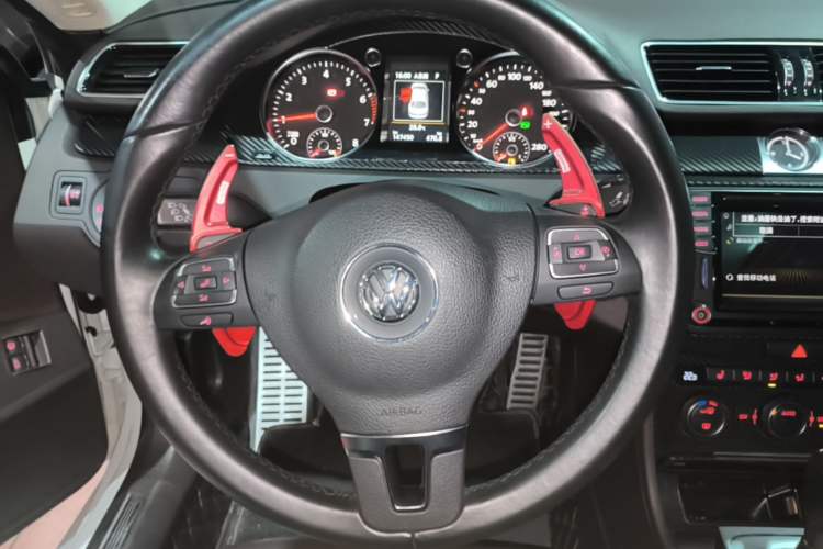 Used Volkswagen FAW-Volkswagen CC 2016 2.0 TSI Luxury Model Steering Wheel