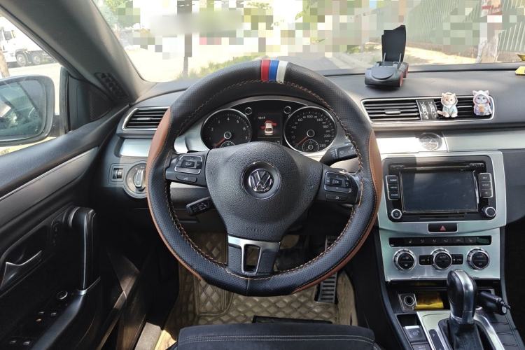 Used Volkswagen FAW-Volkswagen CC 2016 1.8TSI Luxury Model Steering Wheel