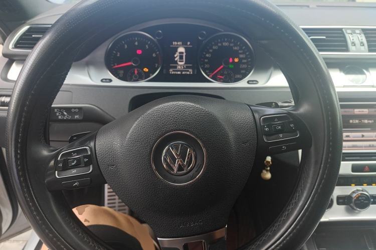 Used Volkswagen FAW-Volkswagen CC 2016 1.8TSI Prestige Model Steering Wheel