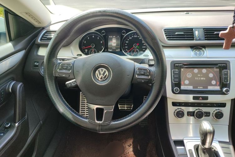 Used Volkswagen FAW-Volkswagen CC 2016 1.8TSI Luxury Model Steering Wheel