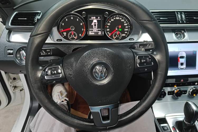Used Volkswagen FAW-Volkswagen CC 2016 1.8TSI Prestige Model Steering Wheel