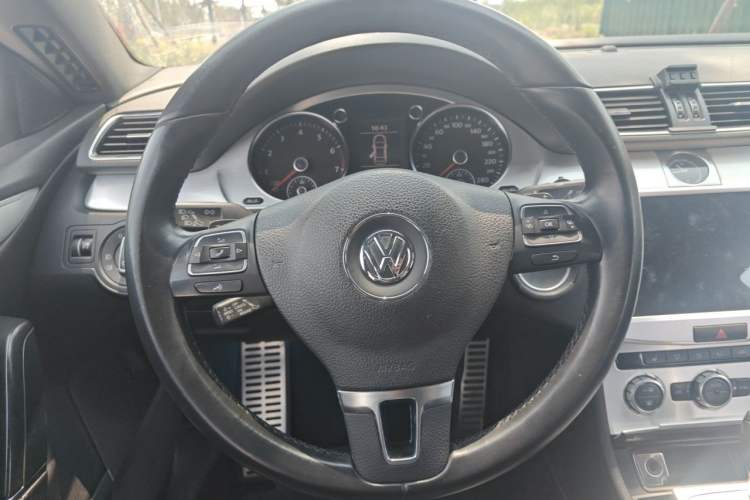 Used Volkswagen FAW-Volkswagen CC 2016 1.8TSI Prestige Model Steering Wheel