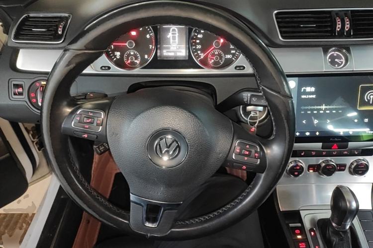 Used Volkswagen FAW-Volkswagen CC 2016 1.8TSI Prestige Model Steering Wheel