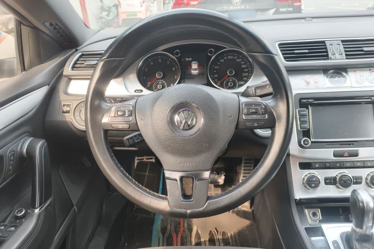 Used Volkswagen FAW-Volkswagen CC 2016 1.8TSI Luxury Model Steering Wheel