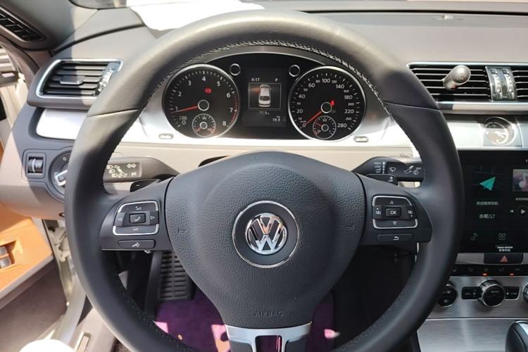 Used Volkswagen FAW-Volkswagen CC 2016 1.8TSI Luxury Model Steering Wheel