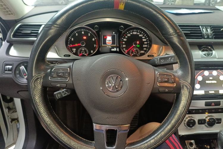 Used Volkswagen FAW-Volkswagen CC 2016 2.0 TSI Ultimate Edition Steering Wheel