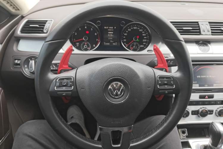 Used Volkswagen FAW-Volkswagen CC 2016 1.8TSI Luxury Model Steering Wheel