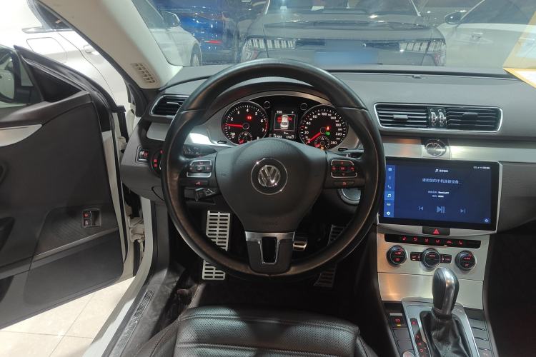 Used Volkswagen FAW-Volkswagen CC 2016 1.8TSI Luxury Model Steering Wheel
