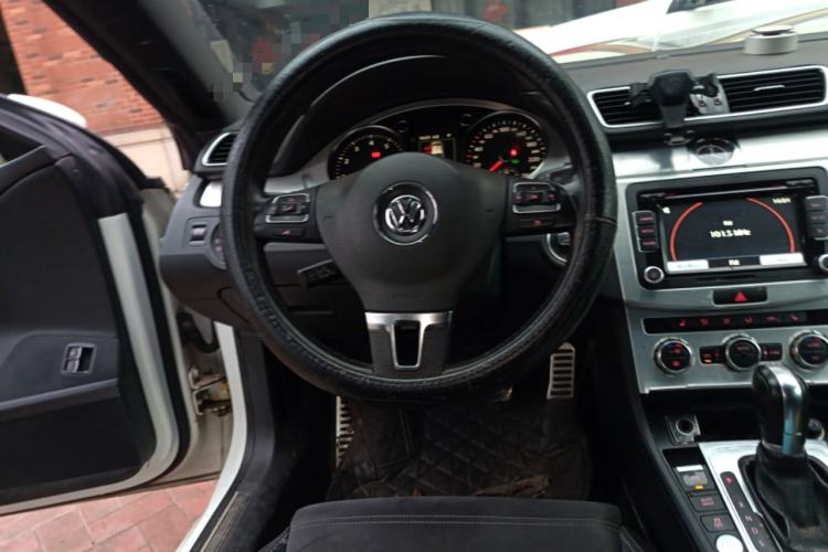 Used Volkswagen FAW-Volkswagen CC 2016 1.8TSI Luxury Model Steering Wheel