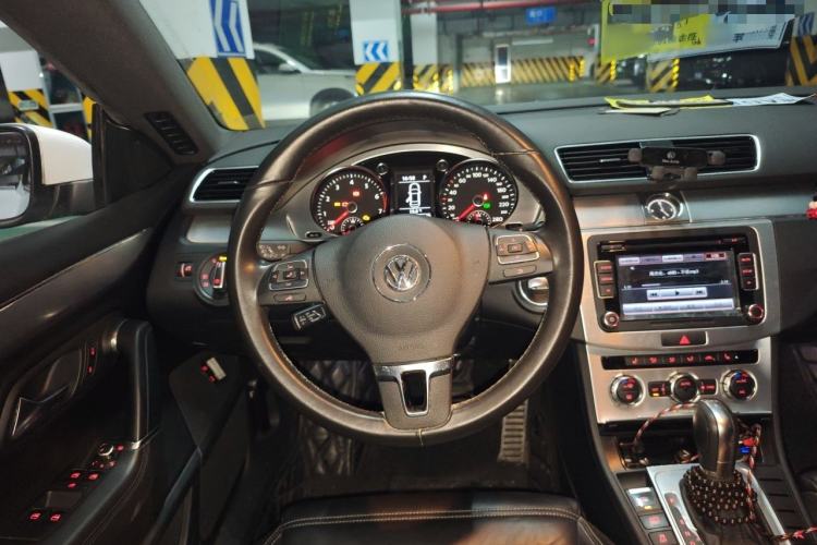 Used Volkswagen FAW-Volkswagen CC 2016 1.8TSI Prestige Model Steering Wheel
