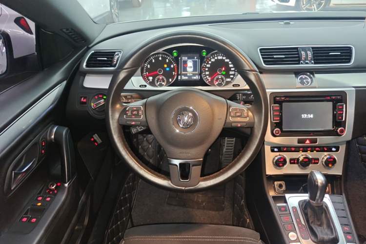 Used Volkswagen FAW-Volkswagen CC 2016 1.8TSI Luxury Model Steering Wheel
