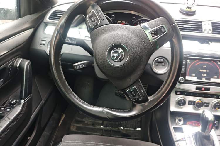Used Volkswagen FAW-Volkswagen CC 2016 1.8TSI Luxury Model Steering Wheel