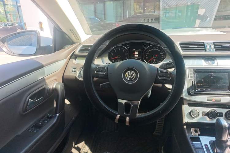 Used Volkswagen FAW-Volkswagen CC 2016 2.0 TSI Ultimate Edition Steering Wheel