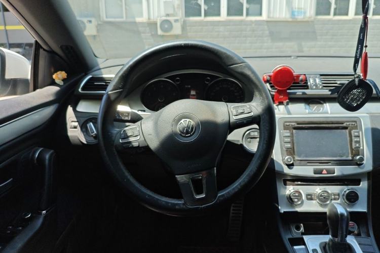 Used Volkswagen FAW-Volkswagen CC 2016 1.8TSI Luxury Model Steering Wheel