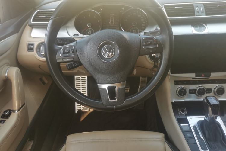 Used Volkswagen FAW-Volkswagen CC 2016 1.8TSI Prestige Model Steering Wheel