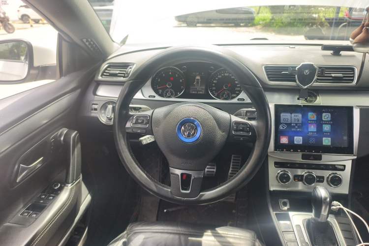 Used Volkswagen FAW-Volkswagen CC 2016 1.8TSI Prestige Model Steering Wheel