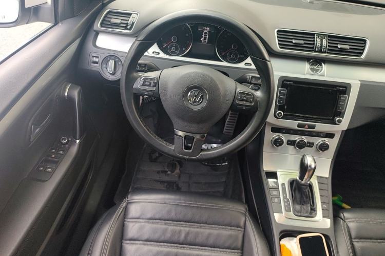 Used Volkswagen FAW-Volkswagen CC 2016 1.8TSI Prestige Model Steering Wheel