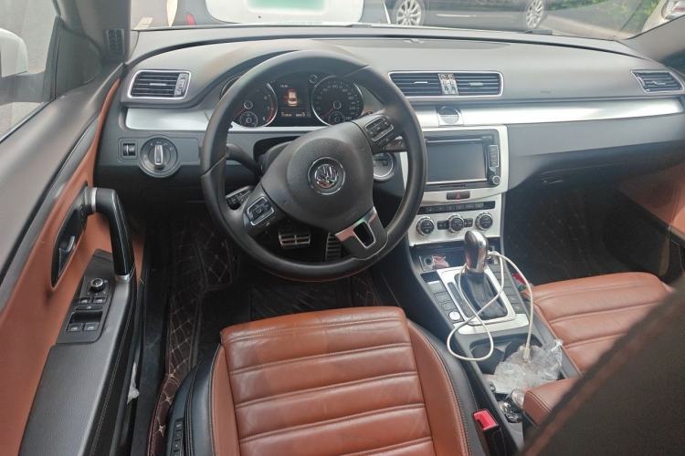 Used Volkswagen FAW-Volkswagen CC 2016 1.8TSI Luxury Model Steering Wheel
