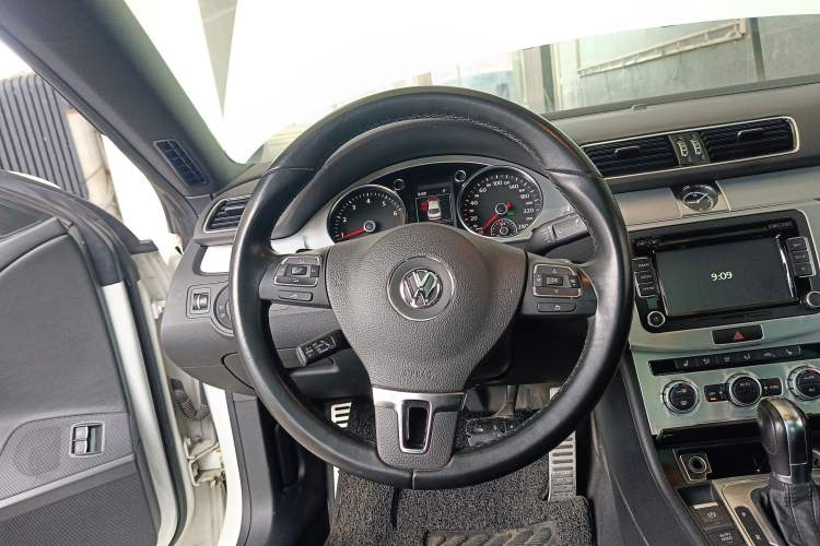 Used Volkswagen FAW-Volkswagen CC 2016 1.8TSI Luxury Model Steering Wheel