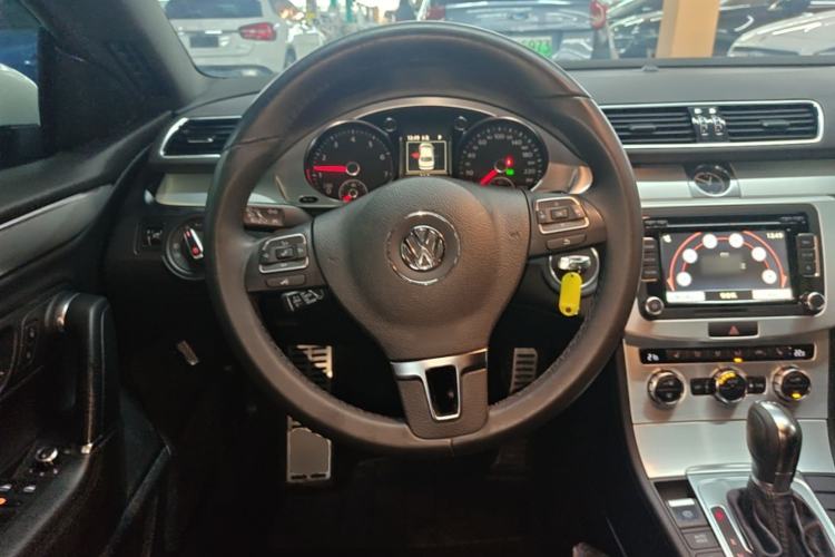 Used Volkswagen FAW-Volkswagen CC 2016 1.8TSI Luxury Model Steering Wheel