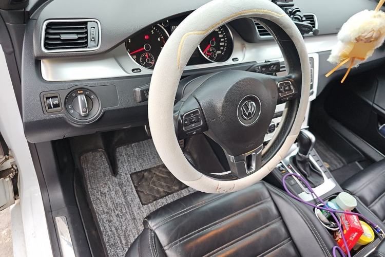 Used Volkswagen FAW-Volkswagen CC 2016 1.8TSI Prestige Model Steering Wheel