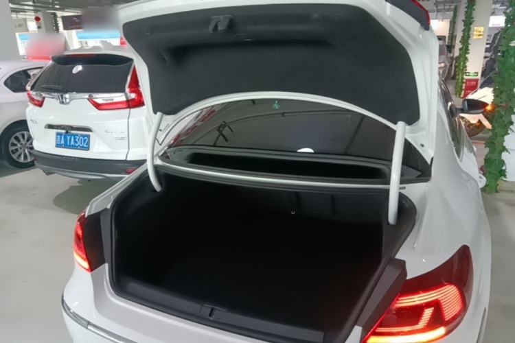 Used Volkswagen FAW-Volkswagen CC 2016 2.0 TSI Luxury Model Trunk
