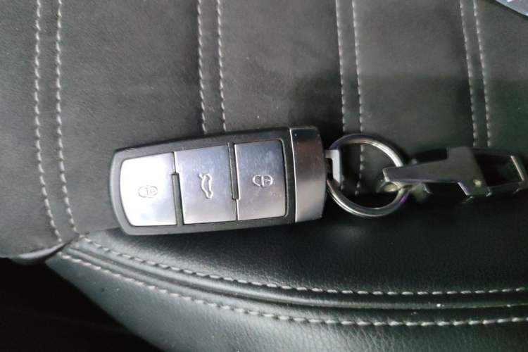 Used Volkswagen FAW-Volkswagen CC 2016 2.0 TSI Luxury Model Vehicle Key
