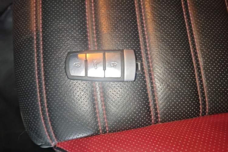 Used Volkswagen FAW-Volkswagen CC 2016 1.8TSI Luxury Model Vehicle Key
