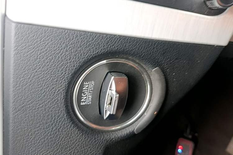 Used Volkswagen FAW-Volkswagen CC 2016 1.8TSI Luxury Model Vehicle Key