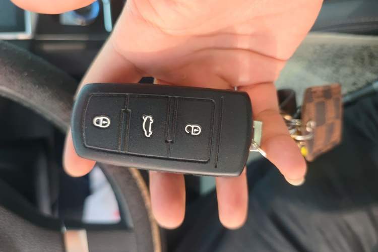 Used Volkswagen FAW-Volkswagen CC 2016 2.0 TSI Luxury Model Vehicle Key