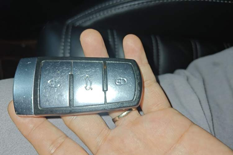Used Volkswagen FAW-Volkswagen CC 2016 1.8TSI Prestige Model Vehicle Key