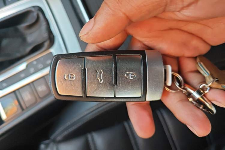 Used Volkswagen FAW-Volkswagen CC 2016 1.8TSI Luxury Model Vehicle Key