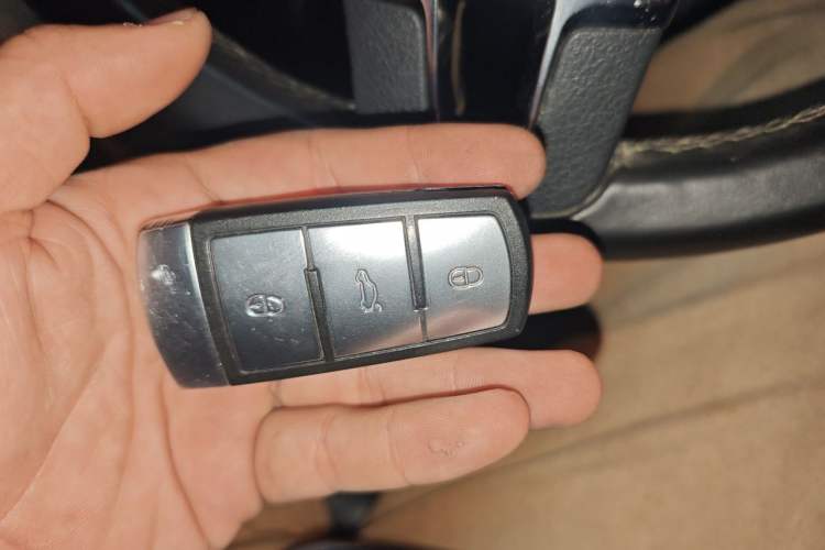 Used Volkswagen FAW-Volkswagen CC 2016 1.8TSI Prestige Model Vehicle Key