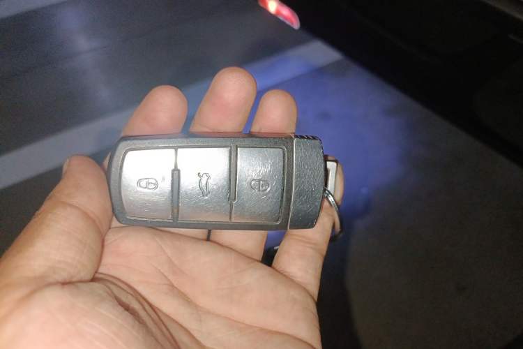 Used Volkswagen FAW-Volkswagen CC 2016 1.8TSI Prestige Model Vehicle Key