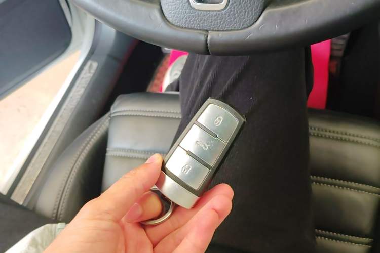 Used Volkswagen FAW-Volkswagen CC 2016 1.8TSI Prestige Model Vehicle Key