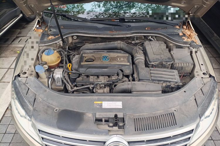 Used Volkswagen FAW-Volkswagen CC 2016 2.0 TSI Ultimate Edition Engine Bay