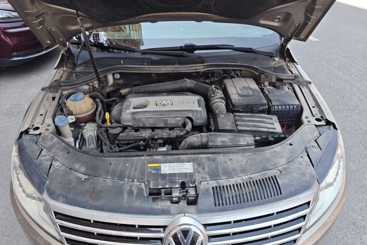 Used Volkswagen FAW-Volkswagen CC 2016 2.0 TSI Luxury Model Engine Bay