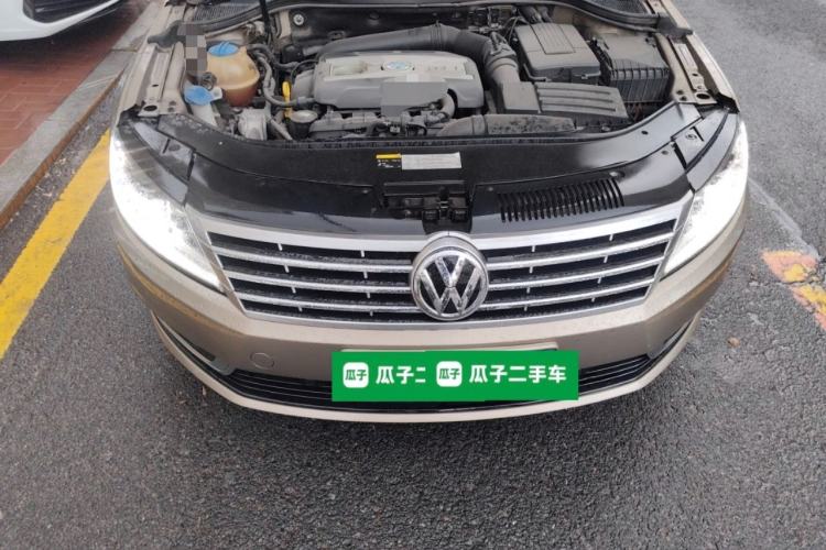 Used Volkswagen FAW-Volkswagen CC 2016 1.8TSI Luxury Model Engine Bay